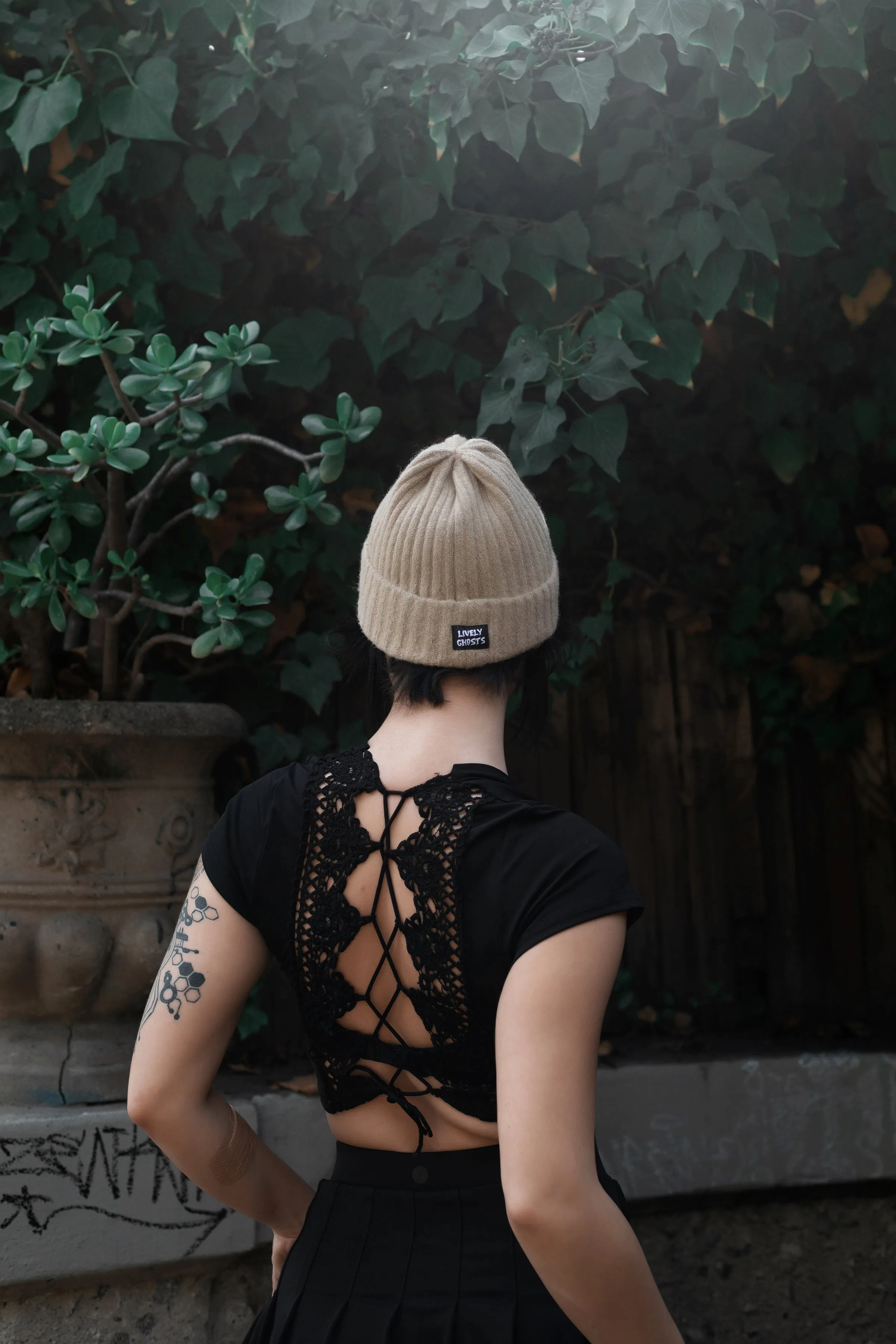 Scarecrow Beige | Ghostie Embroidered & Reversible Knit Beanie