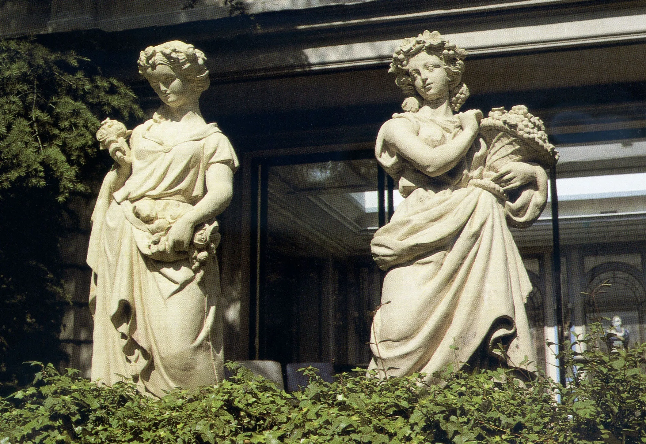 Spring Goddess Statue (Four Seasons)